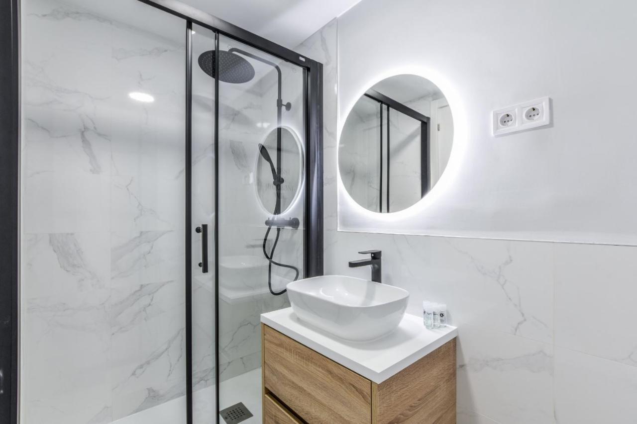 Apartamentos Reformados En Lavapies Мадрид Екстериор снимка
