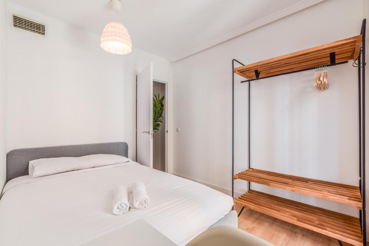 Apartamentos Reformados En Lavapies Мадрид Екстериор снимка