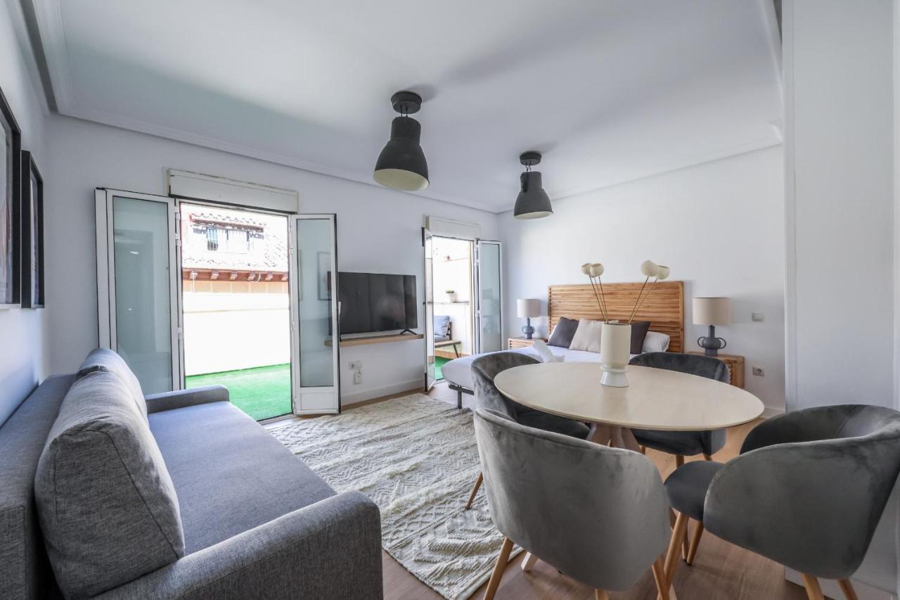 Apartamentos Reformados En Lavapies Мадрид Екстериор снимка